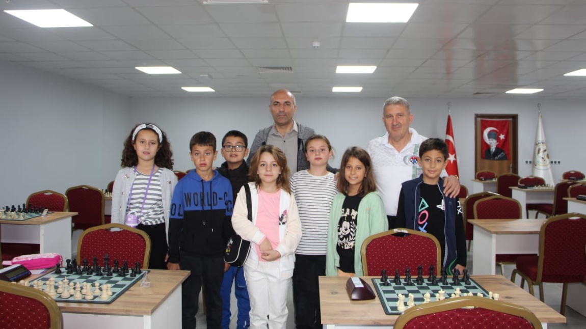 29 Ekim Cumhuriyet Bayramı Satranç Turnuvasına Katıldık
